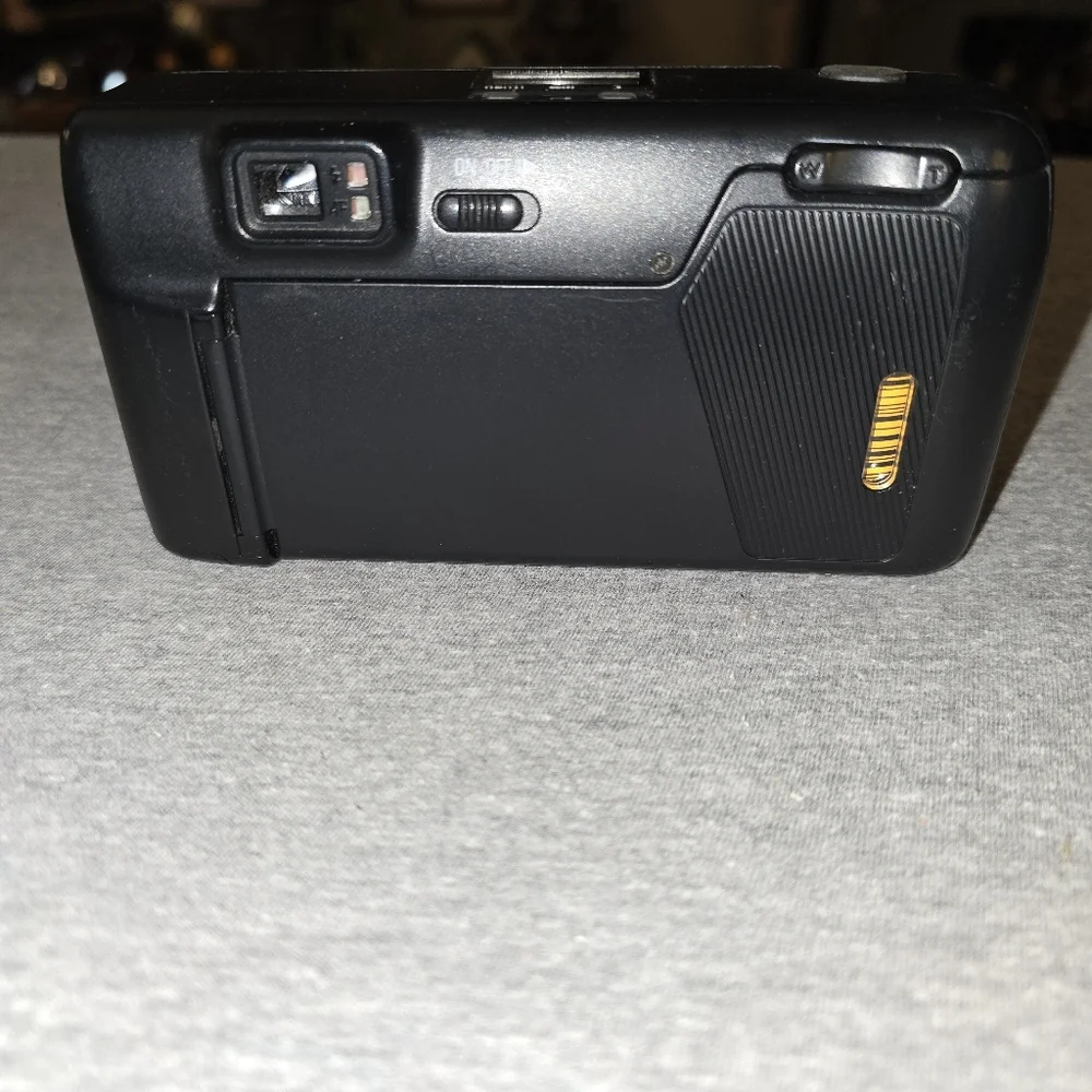 Nikon Zoom Touch 400 35mm Point & Shoot Film Camera - 35-70mm Macro